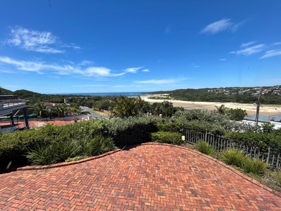 5 Bedroom Property for Sale in Blue Bend Eastern Cape